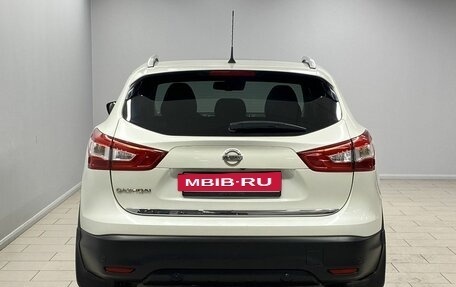 Nissan Qashqai, 2015 год, 1 825 000 рублей, 4 фотография