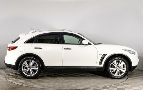 Infiniti QX70, 2014 год, 2 497 669 рублей, 4 фотография