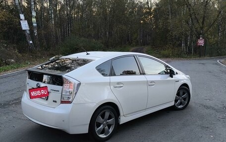 Toyota Prius, 2010 год, 1 350 000 рублей, 4 фотография