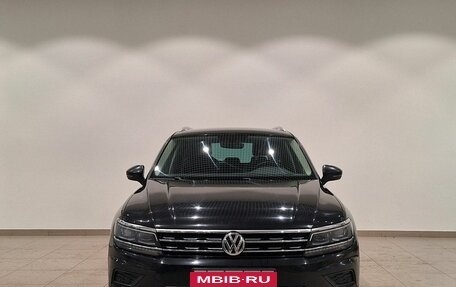 Volkswagen Tiguan II, 2017 год, 2 599 000 рублей, 9 фотография