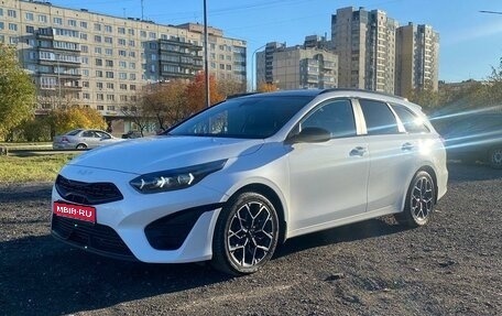 KIA cee'd III, 2021 год, 2 440 000 рублей, 1 фотография