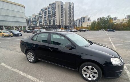 Volkswagen Jetta VI, 2009 год, 680 000 рублей, 4 фотография