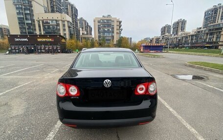 Volkswagen Jetta VI, 2009 год, 680 000 рублей, 2 фотография