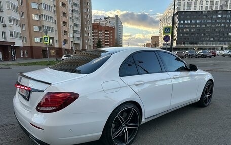 Mercedes-Benz E-Класс, 2018 год, 3 910 000 рублей, 6 фотография