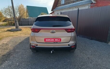 KIA Sportage IV рестайлинг, 2019 год, 2 400 000 рублей, 5 фотография