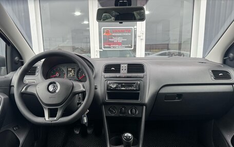 Volkswagen Polo VI (EU Market), 2015 год, 1 050 000 рублей, 11 фотография