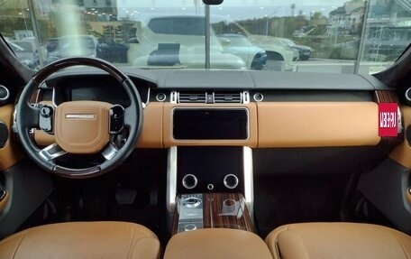 Land Rover Range Rover IV рестайлинг, 2018 год, 9 150 000 рублей, 14 фотография