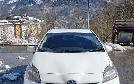 Toyota Prius, 2010 год, 1 080 000 рублей, 8 фотография