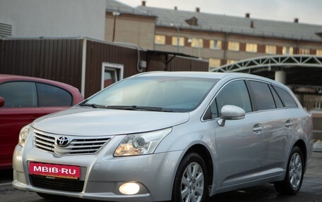 Toyota Avensis III рестайлинг, 2009 год, 1 388 000 рублей, 2 фотография