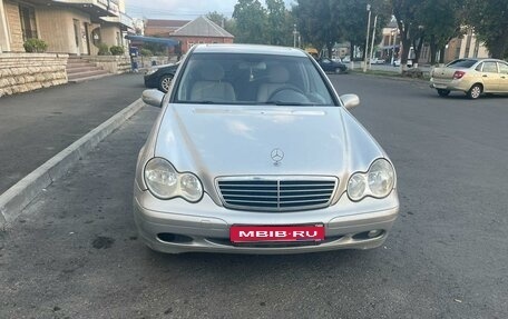 Mercedes-Benz C-Класс, 2000 год, 620 000 рублей, 1 фотография