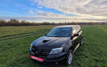 Mitsubishi Outlander III рестайлинг 3, 2005 год, 900 000 рублей, 5 фотография