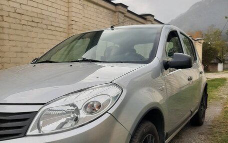 Renault Sandero I, 2013 год, 800 000 рублей, 10 фотография