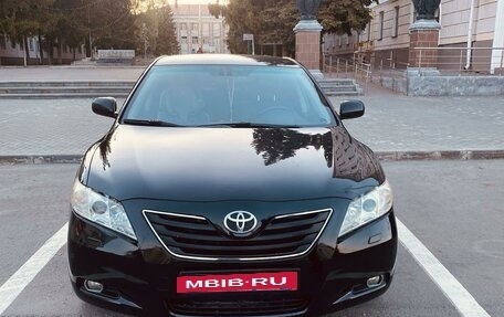 Toyota Camry, 2007 год, 1 180 000 рублей, 4 фотография