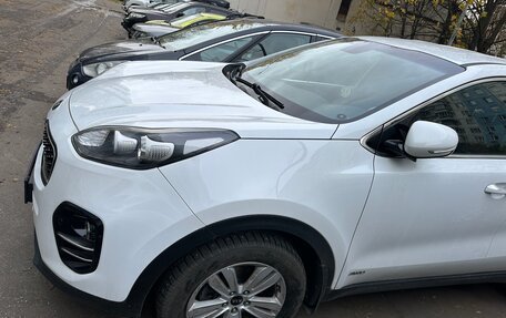 KIA Sportage IV рестайлинг, 2018 год, 2 550 000 рублей, 3 фотография