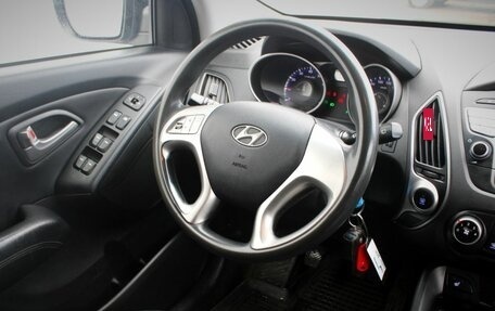 Hyundai ix35 I рестайлинг, 2013 год, 1 320 000 рублей, 16 фотография