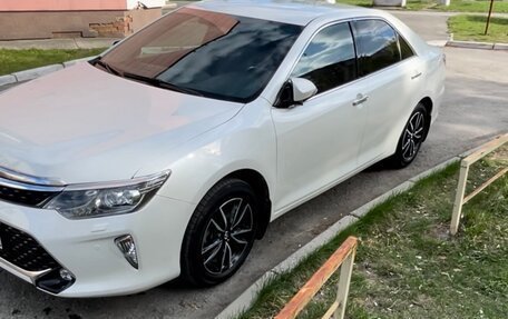 Toyota Camry, 2017 год, 2 999 999 рублей, 5 фотография