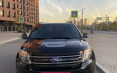 Ford Explorer VI, 2012 год, 1 920 000 рублей, 38 фотография