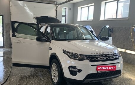 Land Rover Discovery Sport I рестайлинг, 2017 год, 3 500 000 рублей, 3 фотография