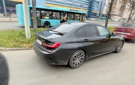 BMW 3 серия, 2019 год, 3 100 000 рублей, 3 фотография