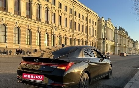 Hyundai Elantra, 2022 год, 2 750 000 рублей, 5 фотография