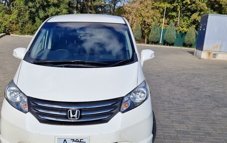 Honda Freed I, 2010 год, 1 200 000 рублей, 3 фотография