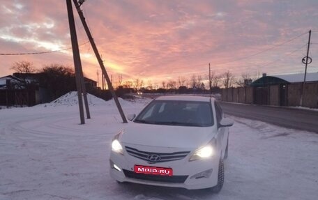 Hyundai Solaris II рестайлинг, 2016 год, 1 200 000 рублей, 1 фотография