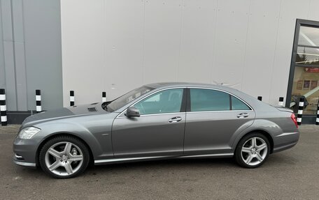 Mercedes-Benz S-Класс, 2011 год, 2 800 000 рублей, 3 фотография