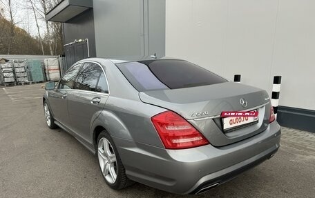 Mercedes-Benz S-Класс, 2011 год, 2 800 000 рублей, 4 фотография