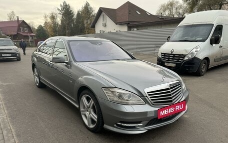 Mercedes-Benz S-Класс, 2011 год, 2 800 000 рублей, 8 фотография