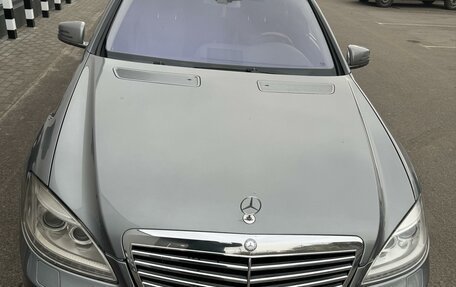 Mercedes-Benz S-Класс, 2011 год, 2 800 000 рублей, 9 фотография