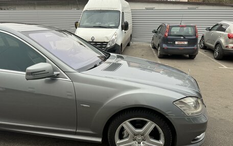 Mercedes-Benz S-Класс, 2011 год, 2 800 000 рублей, 22 фотография