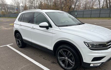 Volkswagen Tiguan II, 2017 год, 3 350 000 рублей, 3 фотография