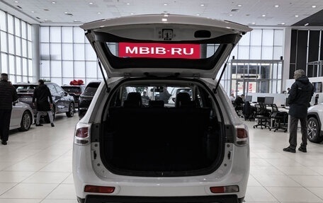 Mitsubishi Outlander III рестайлинг 3, 2012 год, 1 650 000 рублей, 10 фотография