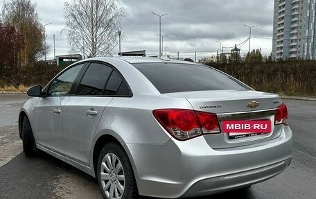 Chevrolet Cruze II, 2013 год, 745 000 рублей, 3 фотография