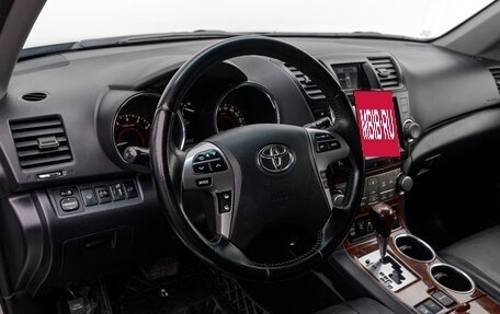 Toyota Highlander III, 2011 год, 2 100 000 рублей, 12 фотография