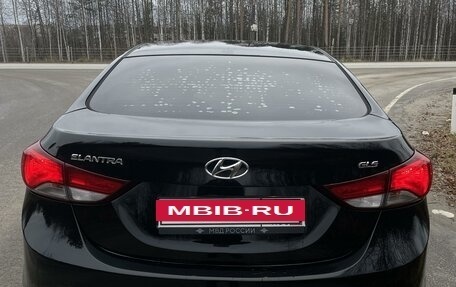 Hyundai Elantra V, 2015 год, 1 400 000 рублей, 2 фотография