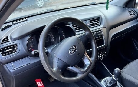 KIA Rio III рестайлинг, 2013 год, 550 000 рублей, 15 фотография