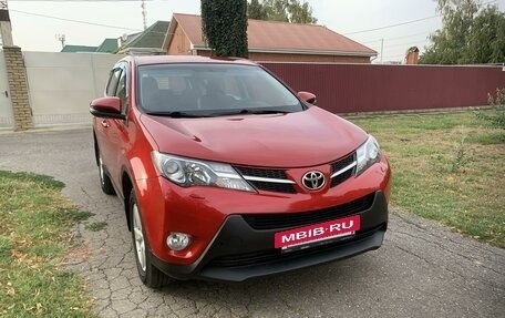 Toyota RAV4, 2014 год, 1 870 000 рублей, 11 фотография