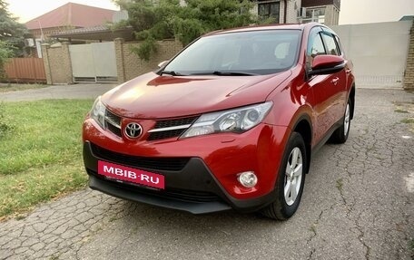 Toyota RAV4, 2014 год, 1 870 000 рублей, 12 фотография