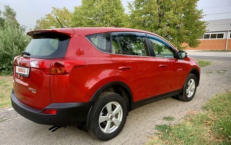 Toyota RAV4, 2014 год, 1 870 000 рублей, 16 фотография