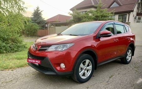 Toyota RAV4, 2014 год, 1 870 000 рублей, 14 фотография