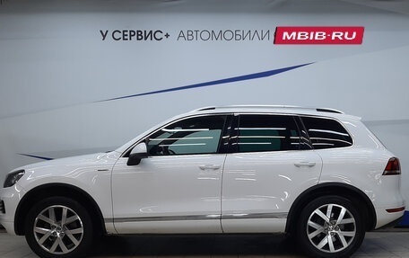 Volkswagen Touareg III, 2014 год, 2 710 000 рублей, 2 фотография