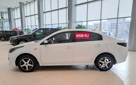 KIA Rio IV, 2018 год, 1 343 000 рублей, 8 фотография