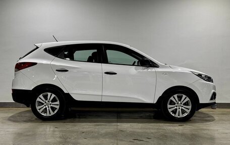 Hyundai ix35 I рестайлинг, 2015 год, 1 570 000 рублей, 4 фотография