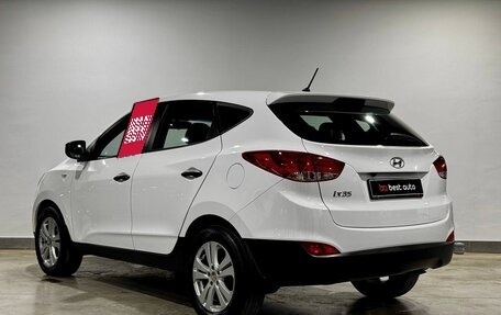 Hyundai ix35 I рестайлинг, 2015 год, 1 570 000 рублей, 8 фотография