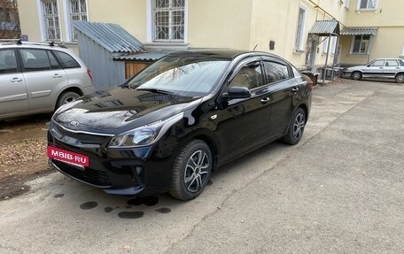 KIA Rio IV, 2019 год, 1 430 000 рублей, 2 фотография