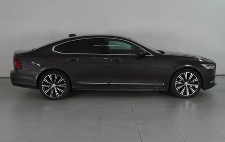 Volvo S90 II рестайлинг, 2021 год, 3 479 000 рублей, 5 фотография