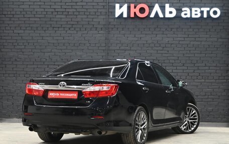 Toyota Camry, 2012 год, 1 850 000 рублей, 6 фотография