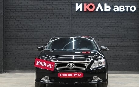 Toyota Camry, 2012 год, 1 850 000 рублей, 2 фотография