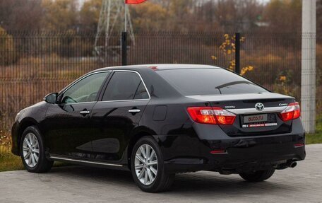 Toyota Camry, 2011 год, 1 995 000 рублей, 8 фотография